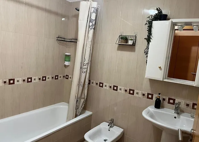 Apto En Urbanizacion Isla De Ons Con Garaje, Piscina Y Vistas Al Mar Apartamento